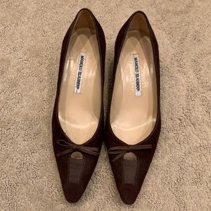 Manolo Blahnik Brown Suede Heels
